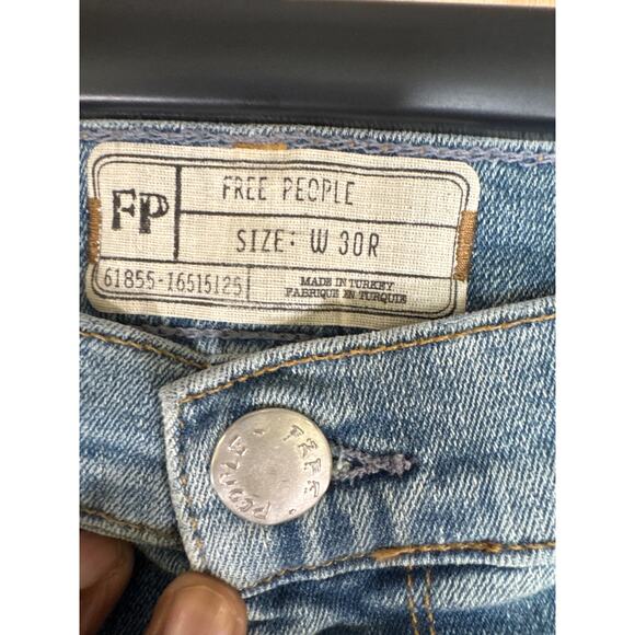 Free People High Rise Skinny Light Wash Stretch Jeans NWT Size 30 Minimalist - Picture 5 of 7